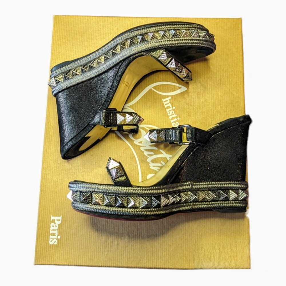 Christian Louboutin: Cataclou 140:  Size 34 - Picture 1 of 8